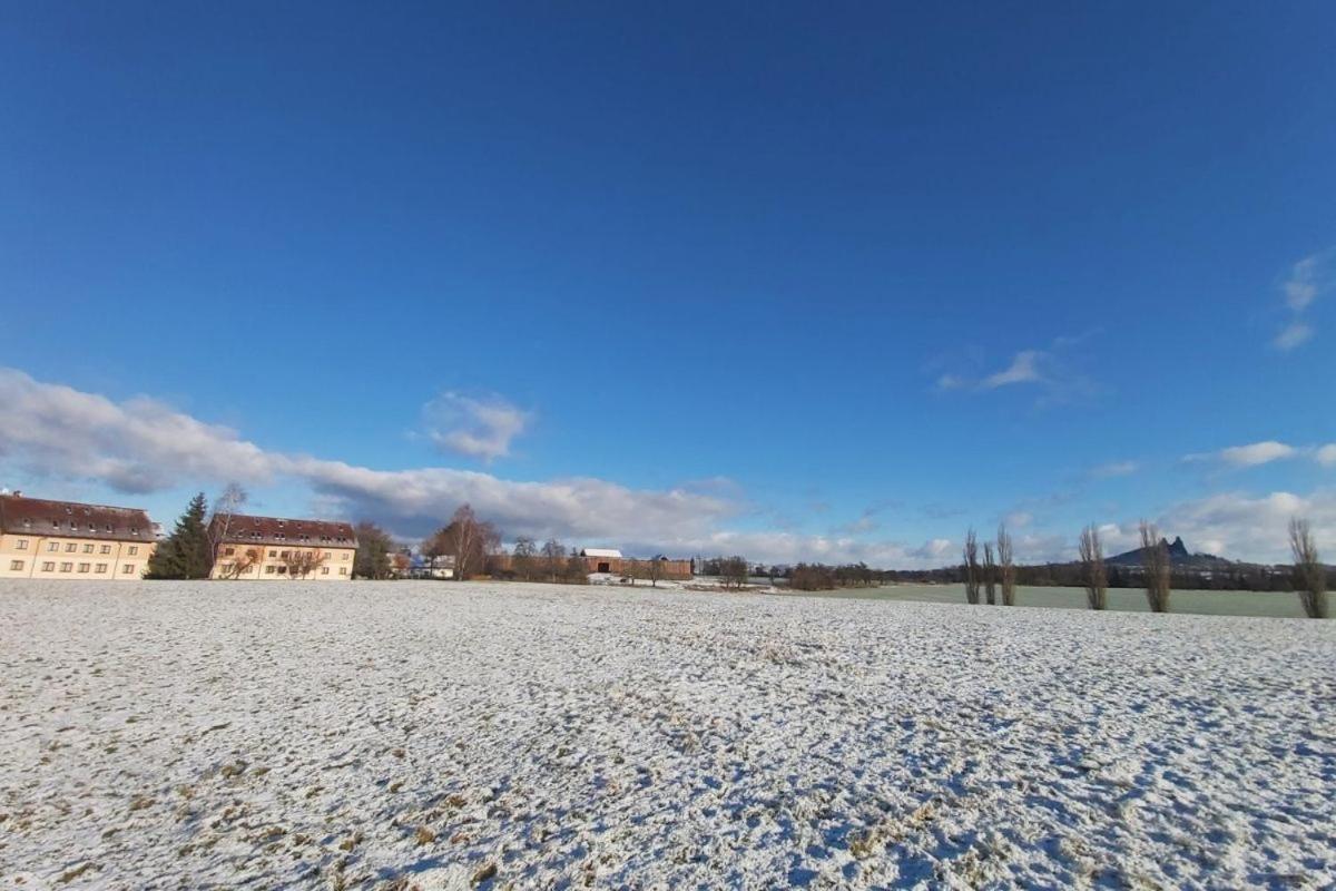 Resort Cesky Raj Troskovice エクステリア 写真