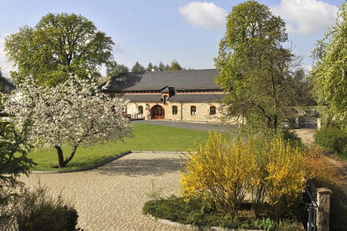 Resort Cesky Raj Troskovice エクステリア 写真